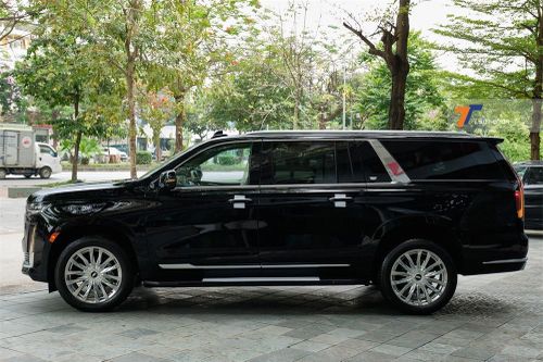 Tận mục Cadillac Escalade ESV 2022 có giá gần 12 tỷ đồng tại Việt Nam
