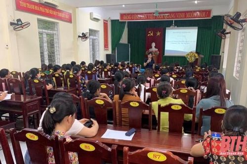 Huyện Đông Sơn bồi dưỡng lý luận chính trị và nghiệp vụ công tác hội cho cán bộ hội phụ nữ