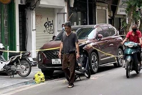 Hai tay hai súng dọa bắn đối thủ trên phố