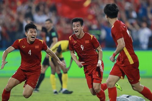 Chờ đợi bóng đá Việt Nam lập cú đúp 'thắng vàng' tại SEA Games 31