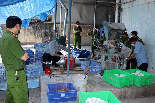 Khởi tố vụ án gây ô nhiễm môi trường tại Xí nghiệp Bóng đèn Điện Quang