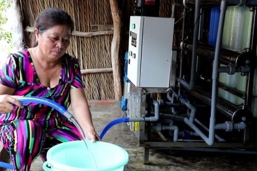 Đoàn Thanh niên Tổng công ty Phát điện 2: Mang nước sạch về với bà con vùng biên