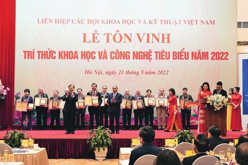 Phát huy sức sáng tạo của trí thức khoa học và công nghệ