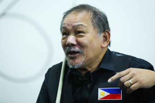 Reyes: 'Tôi quá già để là phù thủy billiards'