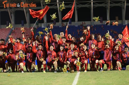 Bảo vệ HCV SEA Games, đội tuyển nữ Việt Nam nhận thưởng khủng