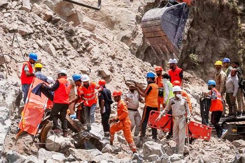 Sập đường hầm tại công trường thi công, 10 người thiệt mạng