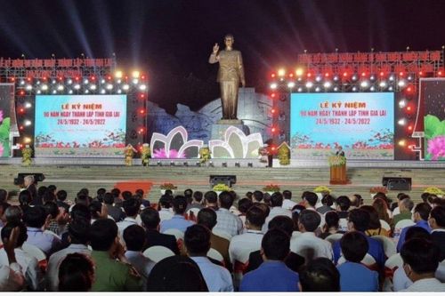 Thủ Tướng Phạm Minh Chính dự lễ kỷ niệm 90 năm thành lập tỉnh Gia Lai