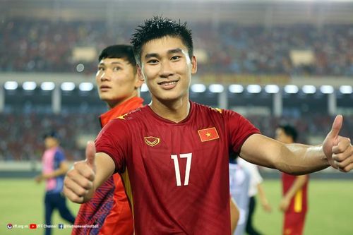Nhâm Mạnh Dũng, ngôi sao mới của U23 Việt Nam là ai?