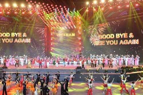 TỔNG THUẬT: Bế mạc SEA Games 31