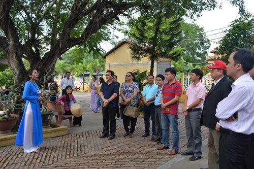 Nguyên tắc xếp lương nghề nghiệp đối với hướng dẫn viên du lịch