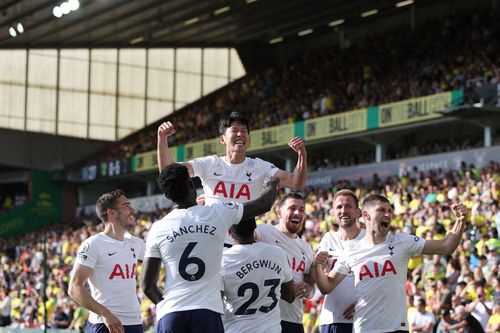 Tottenham bảo vệ vé Champions League, MU run rẩy đi Europa League