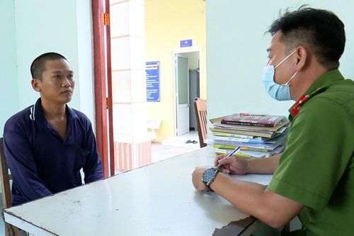 Dùng búa đánh hàng xóm thương tích nặng chỉ vì hát Karaoke quá lớn