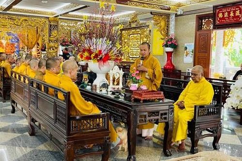 Chư Tăng, Phật tử các đoàn thăm, cúng dường trường hạ chùa Vĩnh An (Bến Tre)