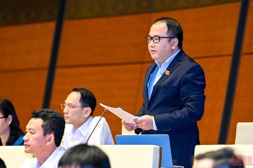Đại biểu Quốc hội đề nghị sớm ban hành Luật về công tác dân tộc