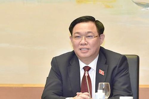 Chủ tịch Quốc hội: Sẽ nghiên cứu, ban hành các cơ chế chính sách đặc thù cho vùng để tạo tính lan tỏa cao