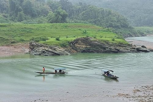 Hà Giang: Tìm thấy thi thể vợ chồng đánh cá mất tích trên sông Gâm