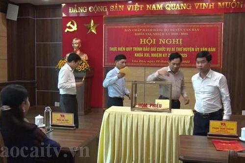 Huyện ủy Văn Bàn, Lào Cai có tân Bí thư