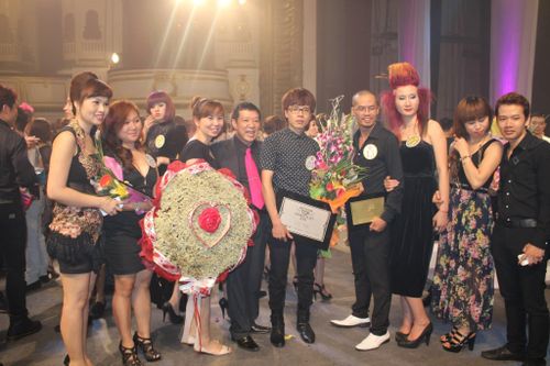 Ông chủ salon tóc Nhữ Anh Sinh: Đam mê tạo nên đích đến thành công