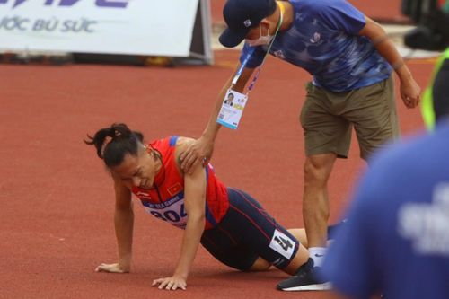 Nỗi buồn của những nhà vô địch thua cuộc ở SEA Games 31: Nước mắt chạm đến trái tim