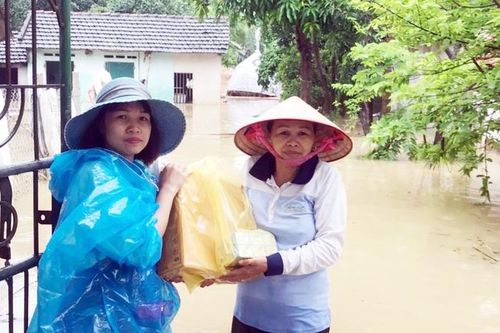 Các cấp Hội phụ nữ tỉnh Vĩnh Phúc kịp thời tham gia khắc phục hậu quả mưa lũ