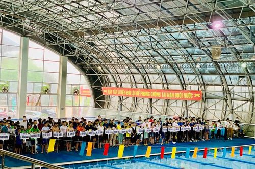 Khai mạc Giải bơi học sinh phổ thông thành phố năm học 2021- 2022