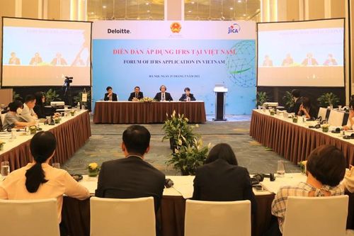 Áp dụng chuẩn mực báo cáo tài chính quốc tế tại Việt Nam