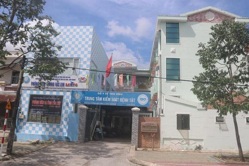 Bắt 4 cán bộ Sở Y tế và CDC Trà Vinh
