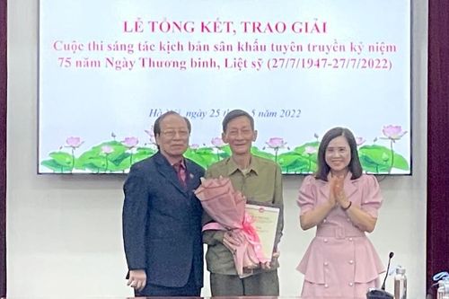 Trao giải cuộc thi sáng tác kịch bản sân khấu về thương binh, liệt sĩ