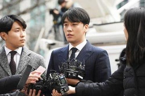 Seungri ngồi tù 18 tháng