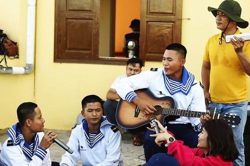 Khánh Hòa: Hát ở Trường Sa