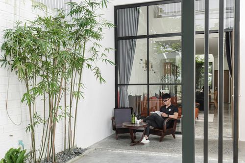 Ngôi nhà phong cách tối giản, gió vi vu cả ngày trong không gian