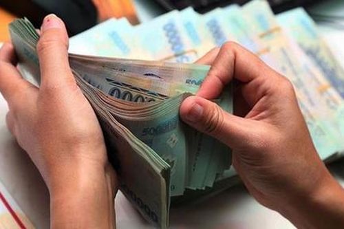 Rút tiền tiết kiệm tiêu xài, rồi báo công an bị trộm tài sản