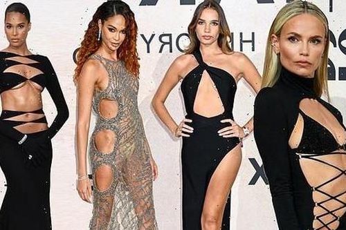 Mỹ nhân Nga hở gần hết thân trên vẫn chưa 'bạo' bằng Joan Smalls với váy trong suốt