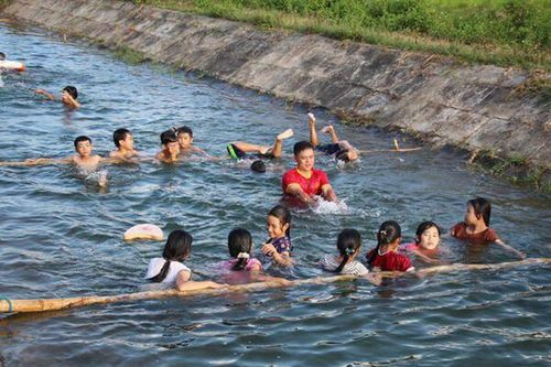 Những người chống lại 'thủy thần'