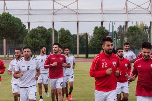 CLB Sài Gòn thắng Afghanistan; Vì sao Man Utd chọn Ten Hag?