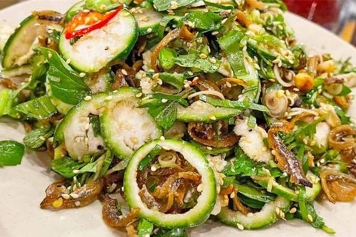Loại quả đắng ngắt, mọc dại bên đường được người Tây Nguyên nấu thành đặc sản
