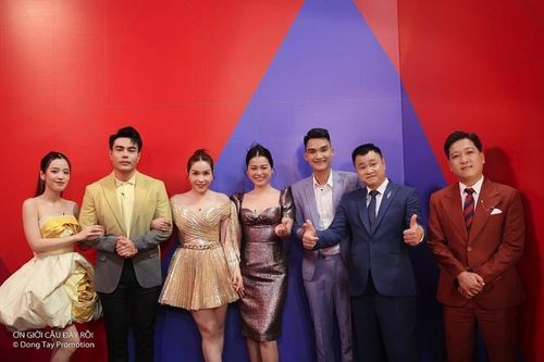 'Ơn giời cậu đây rồi' mùa 8 gây 'hoang mang' vì các trưởng phòng đều....còn trẻ