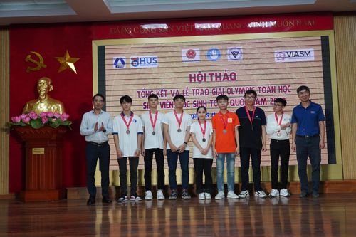 Nam sinh TP.HCM đứng đầu kỳ thi toán học sinh, sinh viên toàn quốc
