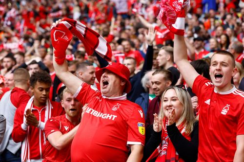 Xác định CLB cuối cùng thăng hạng Premier League 2022/23