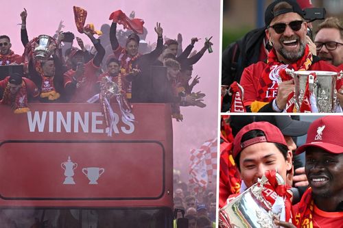 Liverpool diễu hành ăn mừng sau thất bại tại chung kết Champions League