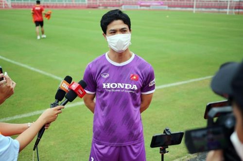 Công Phượng nói gì về việc Tuấn Anh, Xuân Trường vắng mặt ở ĐT Việt Nam? Báo Thái tin Thái Lan sớm qua mặt Việt Nam ở BXH FIFA