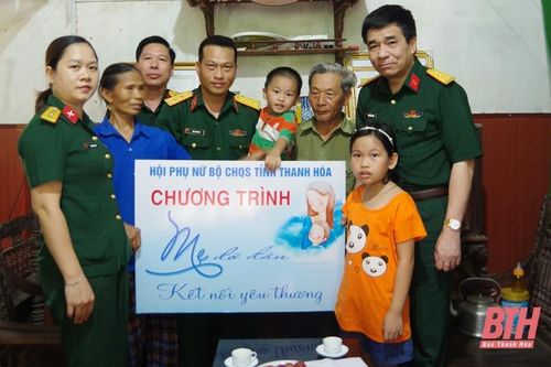 Hội Phụ nữ Bộ CHQS tỉnh hỗ trợ đỡ đầu 2 trẻ có hoàn cảnh khó khăn trên địa bàn huyện Hậu Lộc