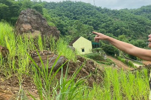 Nghệ An: Nhiều hộ dân ở vùng sạt lở núi vẫn chưa được di dời đến nơi an toàn
