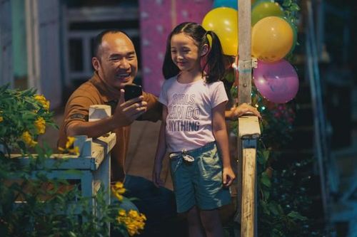 Tiến Luật muốn có con gái sau khi đóng vai 'gà trống nuôi con' cùng bé Bảo Thy
