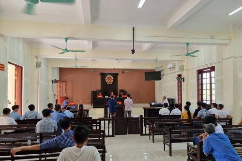 Vụ chuyển nhượng đất nông nghiệp tại huyện Hưng Nguyên (Nghệ An): Nguyên Chủ tịch xã và xóm trưởng kêu oan
