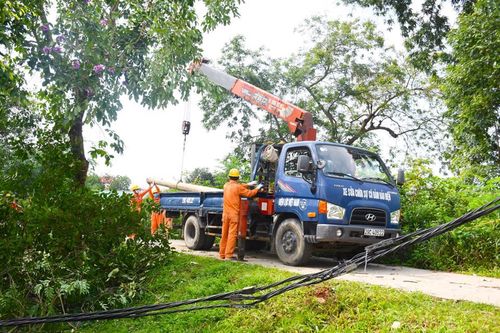 Không để xảy ra sự cố điện khi mưa lớn kéo dài