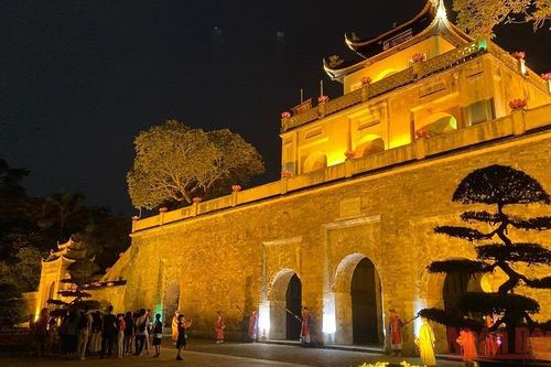 Hà Nội đón gần 1,9 triệu lượt khách du lịch trong tháng 5