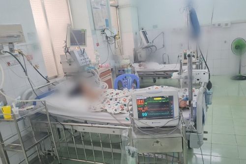 Bé gái hôn mê sau 26 ngày mổ ruột thừa: Giám đốc trung tâm y tế lên tiếng