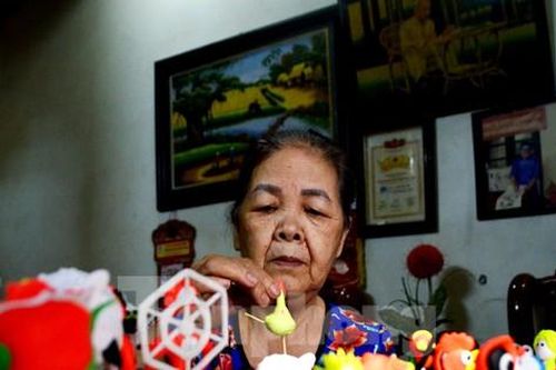 Rộn ràng làng tò he ngày Tết thiếu nhi