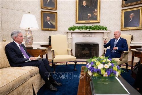 Tổng thống Mỹ và Chủ tịch FED thảo luận về kiềm chế lạm phát